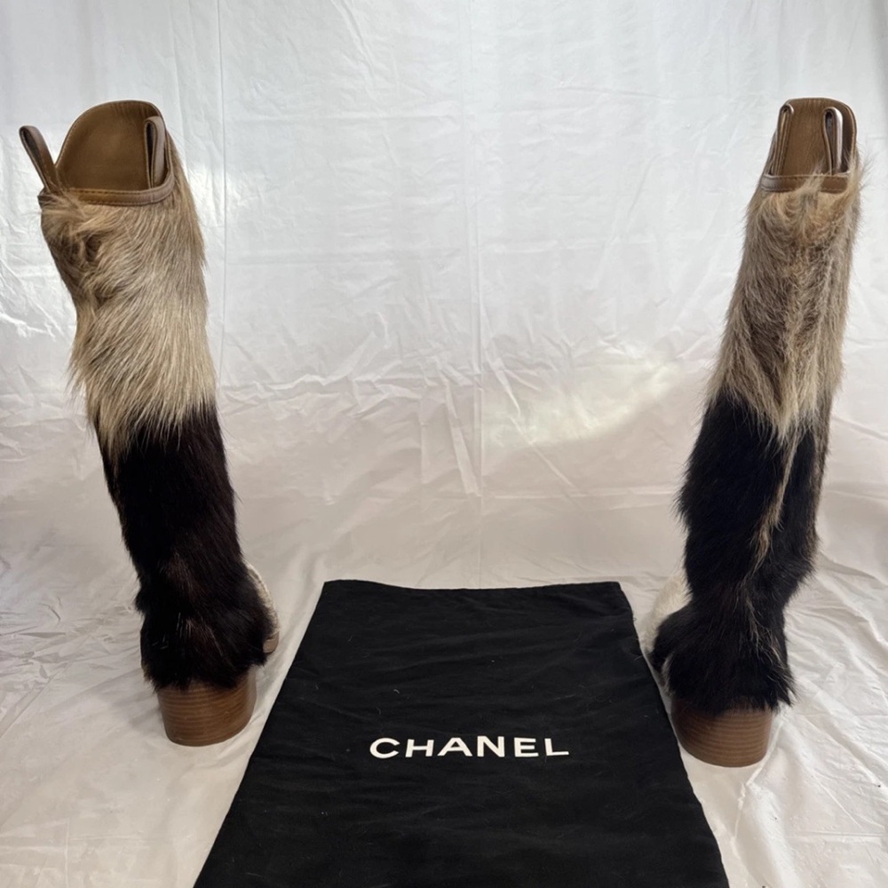 CHANEL 2014 Dallas Aspen Fur-Trimmed  Goat Hair Cowboy Boots 38.5 - Picture 11 of 15